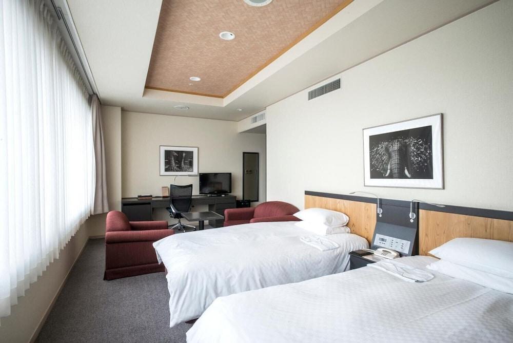 Rhino Hotel Киото Екстериор снимка